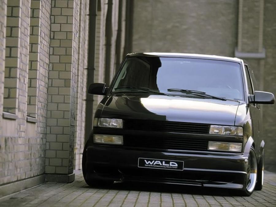  Chevrolet Astro by WALD 1995 года  (фото 2 из 3)
